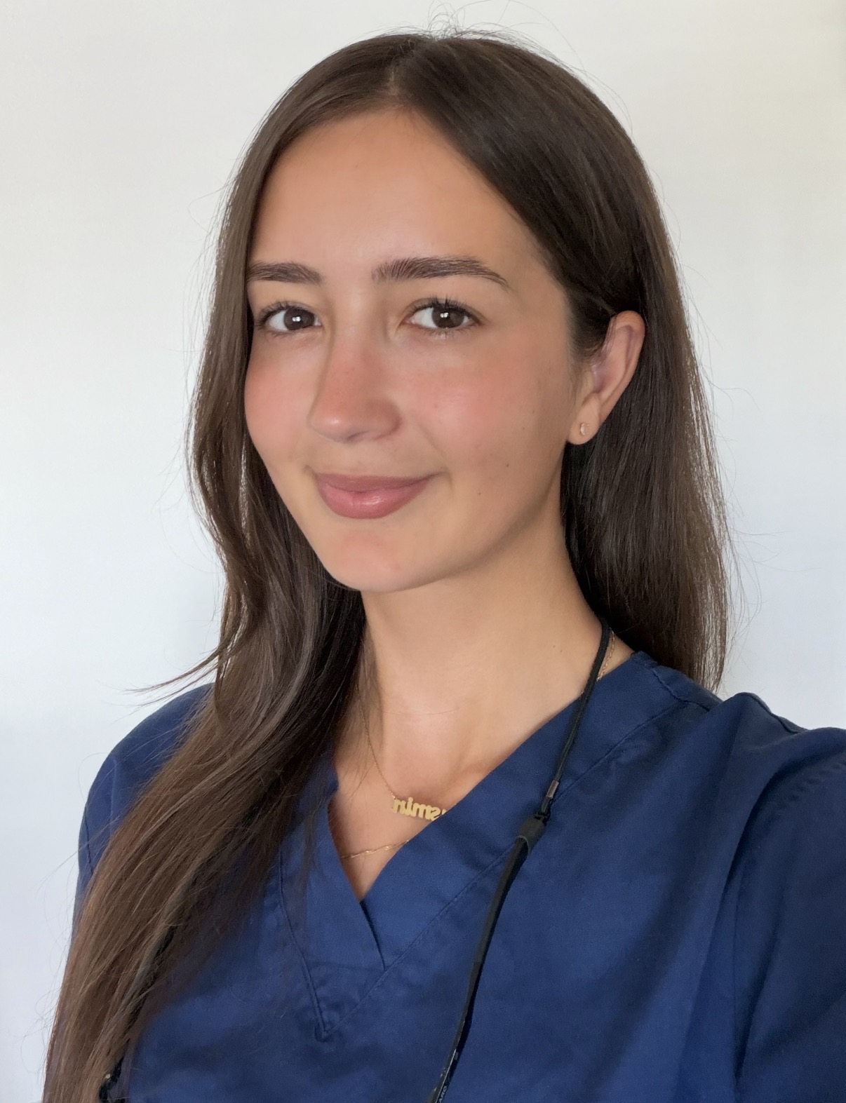 Dr Yasmin Clayton (BDS King's College London 2021)