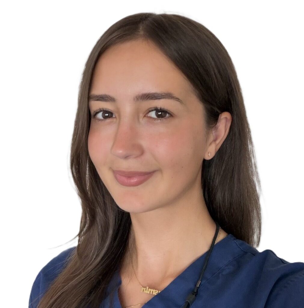 Dr Yasmin Clayton (BDS King's College London 2021)